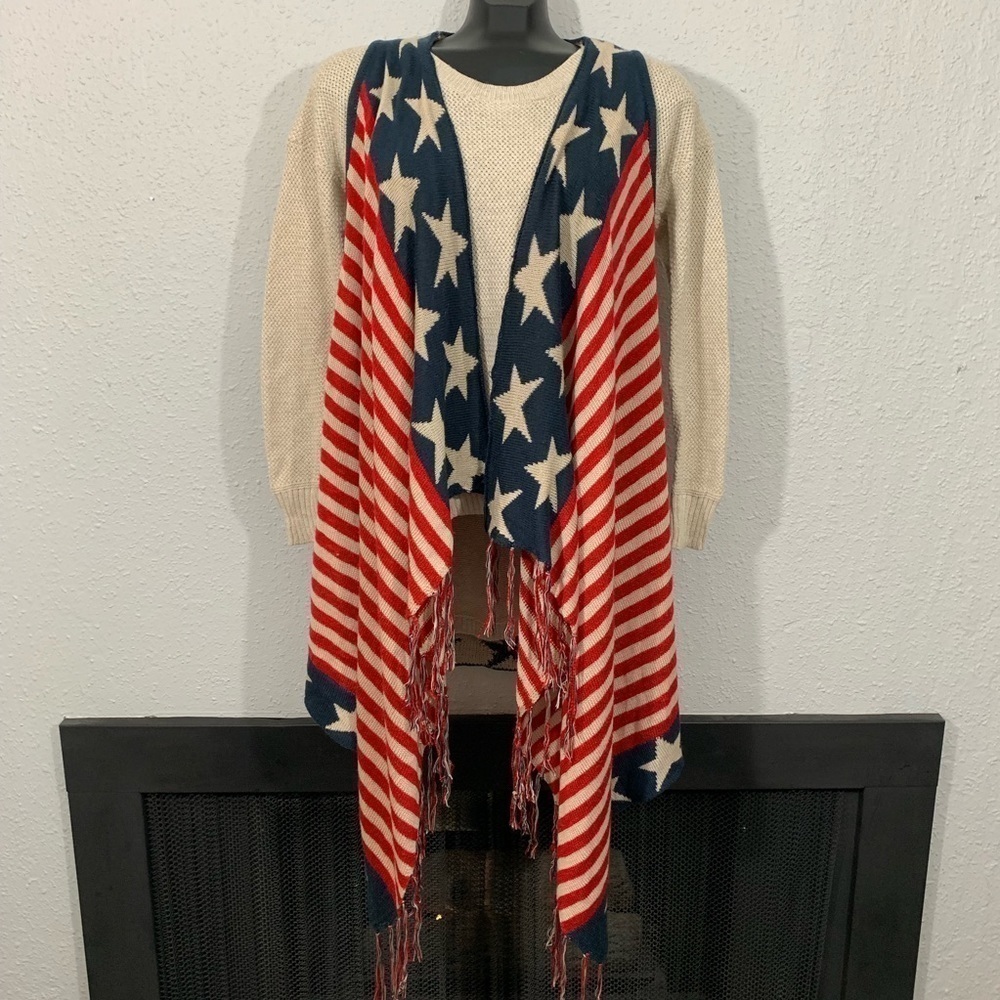 Unity World Wear Red, White, and Blue Patriotic‎ Flag Fringed Vest size M